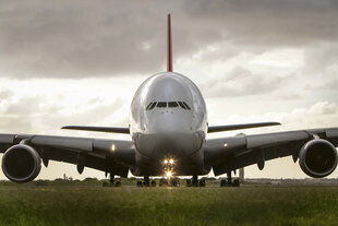 Fototapetes - Airbus 375x250 cm cena un informācija | Fototapetes | 220.lv