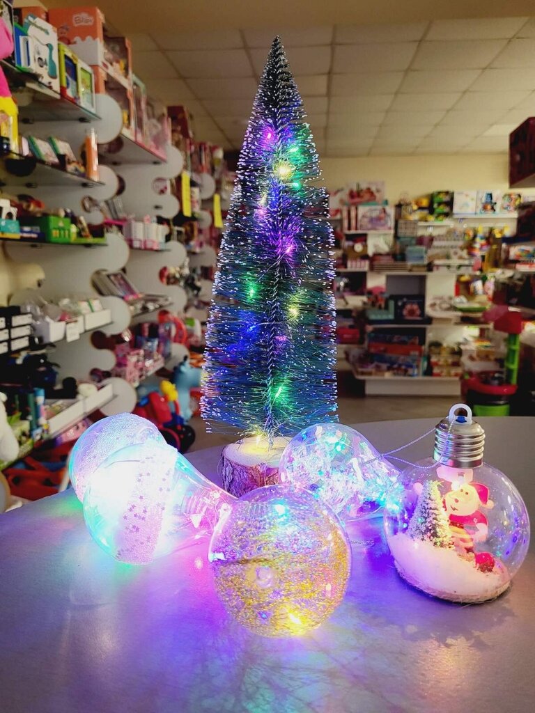 Ziemassvētku eglīte ar LED apgaismojumu, augstums 30 cm cena un informācija | Ziemassvētku dekorācijas | 220.lv
