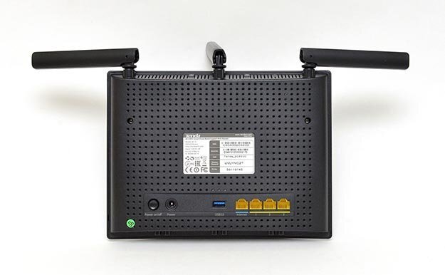 Tenda AC15 wireless router Gigabit Ethernet Dual-band (2.4 GHz / 5 GHz) 4G Black цена и информация | Rūteri (maršrutētāji) | 220.lv