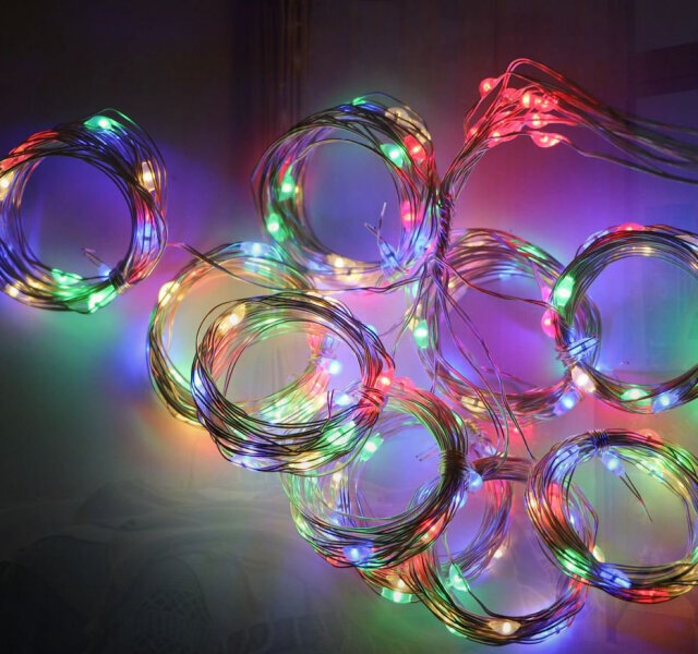 LED Ziemassvētku aizkari - INVISIBLE METAL WIRE, garums - 3x3m, krāsa- daudzkrāsaina, pults, USB, E 00017218 cena un informācija | Ziemassvētku lampiņas, LED virtenes | 220.lv