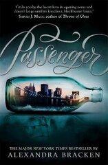 Passenger: Book 1: From the Number One bestselling author of LORE cena un informācija | Grāmatas pusaudžiem un jauniešiem | 220.lv