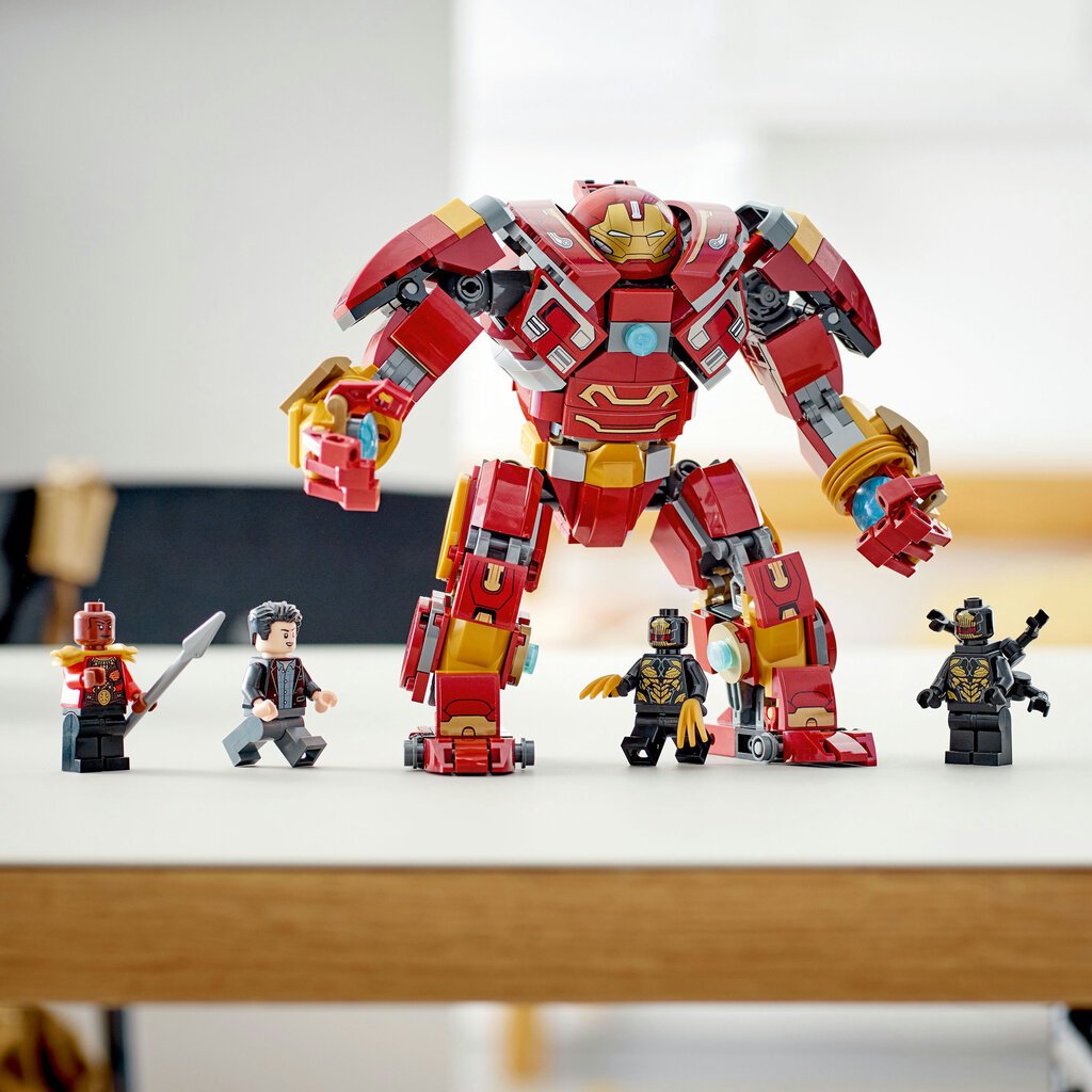 76247 LEGO® Marvel Hulkbuster: Vakandas kauja цена и информация | Konstruktori | 220.lv