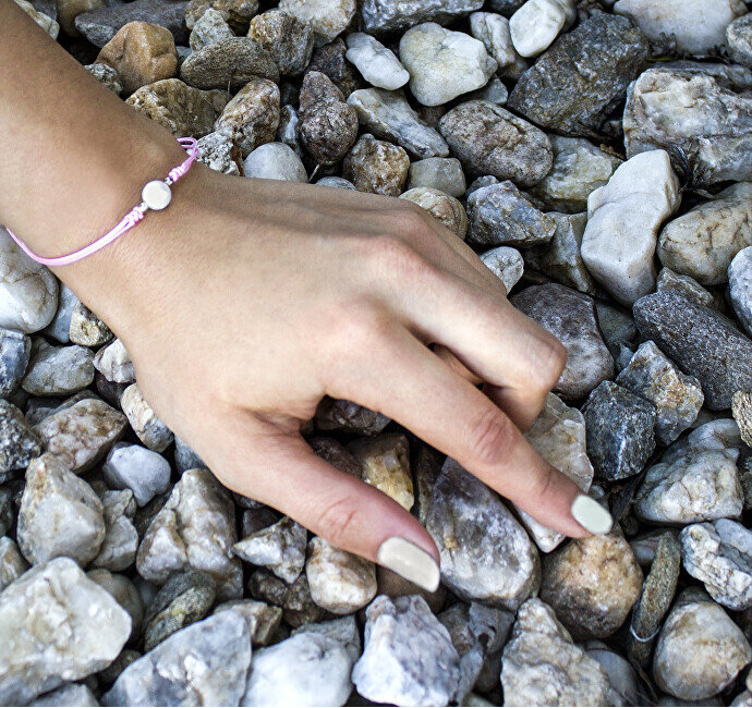 Beneto Mežģīņu rozā kabalas rokassprādze ar īstu pērli AGB540 цена и информация | Rokassprādzes | 220.lv