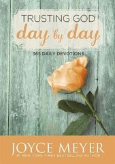 Trusting God Day by Day: 365 Daily Devotions цена и информация | Духовная литература | 220.lv