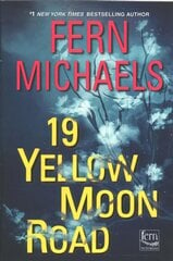 19 Yellow Moon Road цена и информация | Детективы | 220.lv