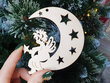 Ziemassvētku koka eglītes rotaļlieta Eņģelis uz mēness ar zvaigzni cena un informācija | Ziemassvētku dekorācijas | 220.lv