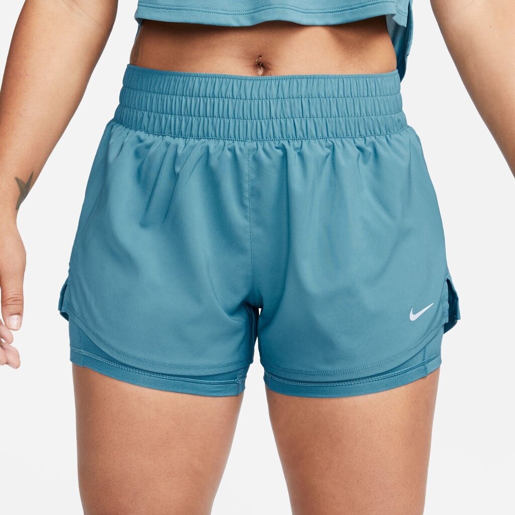 Nike šorti sievietēm ONE DF MR 3IN 2N1 SHORT, zaļi cena un informācija | Sporta apģērbs sievietēm | 220.lv