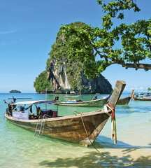 Fototapetes - Tropiskā Indonēzijas sala 225x250 cm cena un informācija | Fototapetes | 220.lv