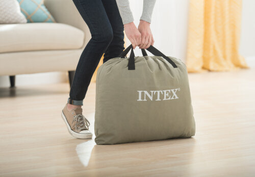 Intex Piepūšamā matrača gulta 203x152cm ar sūkni DELUXE цена и информация | Piepūšamie matrači un mēbeles | 220.lv