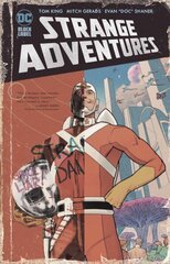 Strange Adventures цена и информация | Фантастика, фэнтези | 220.lv