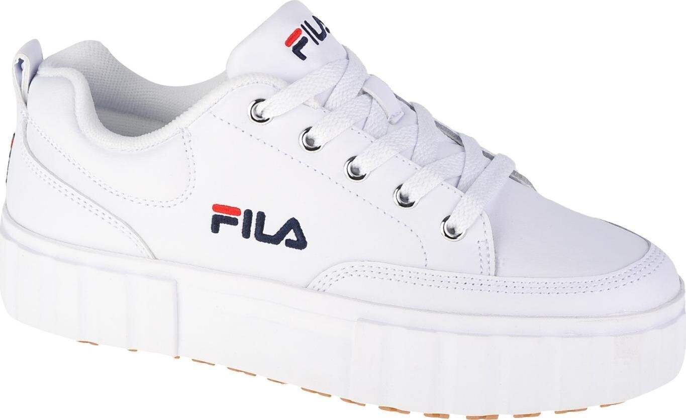 Кроссовки женские Fila, белые цена | 220.lv