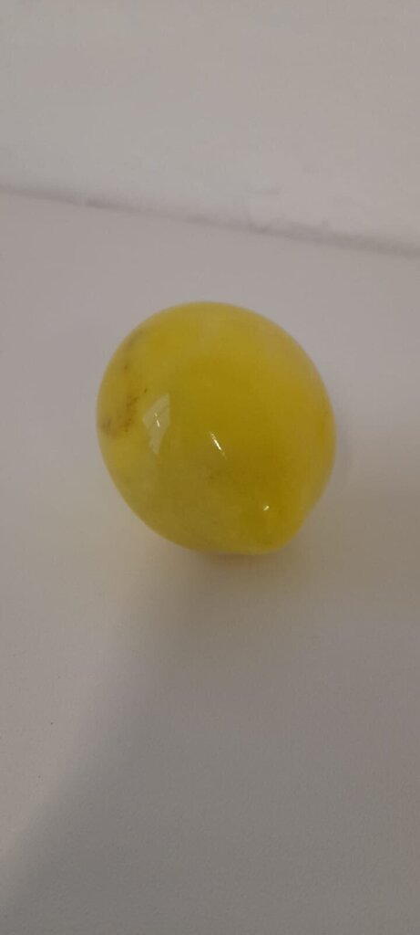Dzeltenā marmora citrona izmērs 9 cm GP TRUST cena un informācija | Interjera priekšmeti | 220.lv