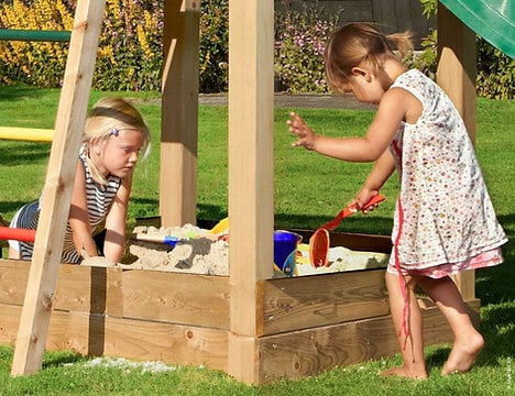 Bērnu rotaļu laukums Jungle Gym Hut 1-Swing cena un informācija | Dārza mēbeles bērniem | 220.lv