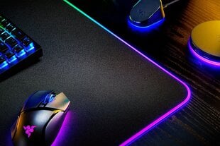 Мягкий светящийся коврик для мыши RAZER Strider Chroma 900x370x4mm цена и информация | Мыши | 220.lv