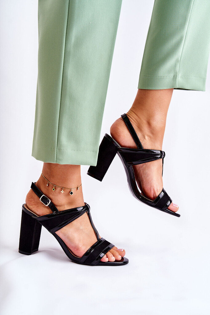 Modes ādas sandales uz papēža Black Passion цена и информация | Sieviešu sandales | 220.lv