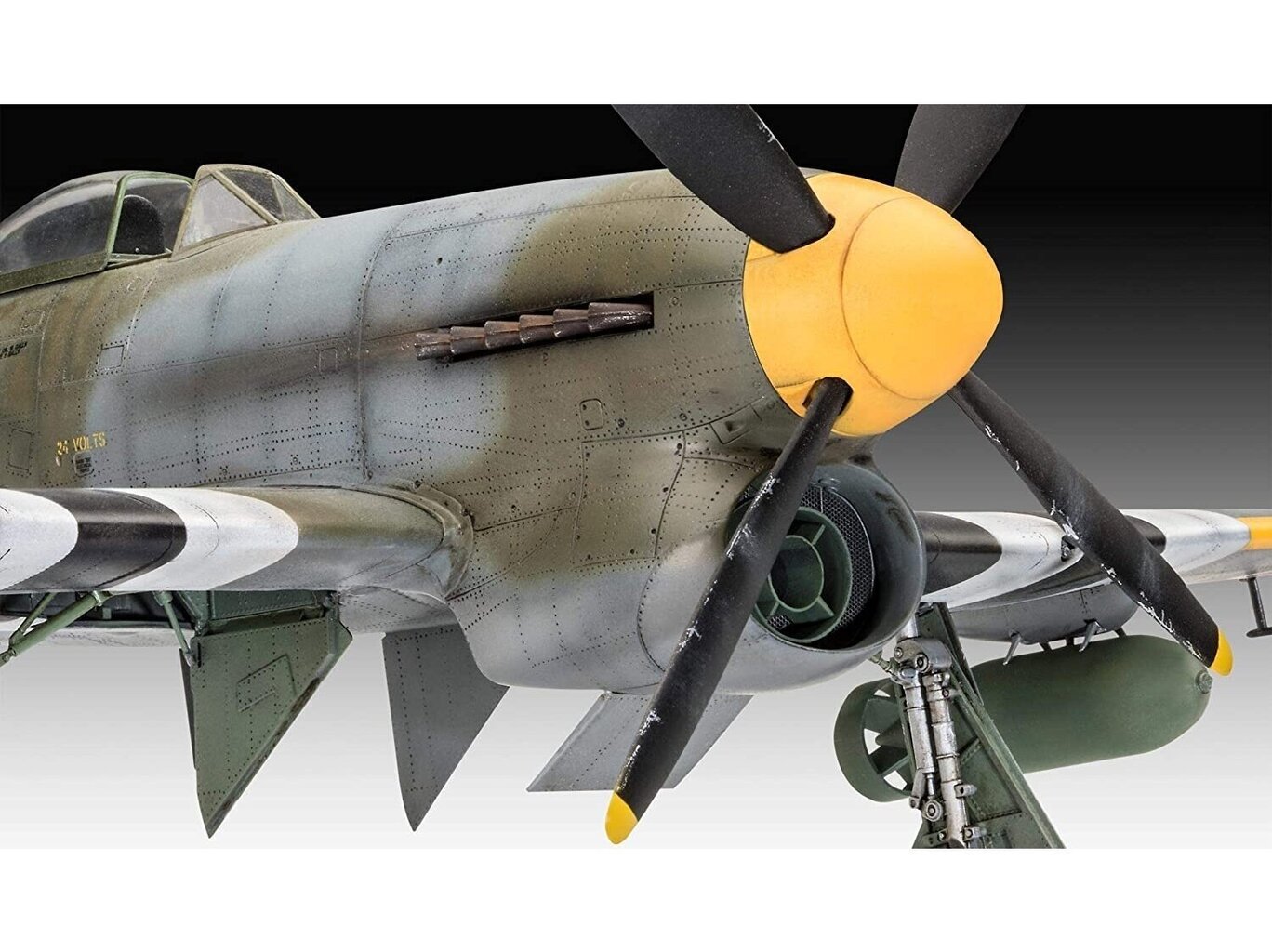 Revell - Hawker Tempest V, 1/32, 03851 цена и информация | Konstruktori | 220.lv