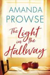 Light in the Hallway цена и информация | Фантастика, фэнтези | 220.lv