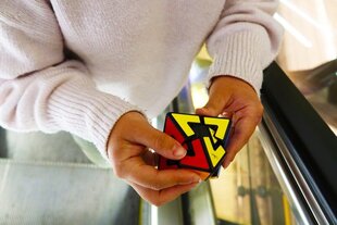 Viedspēļu piramīda "Pyraminx Diamond", Jaunākās rotaļlietas /6 cena un informācija | Attīstošās rotaļlietas | 220.lv