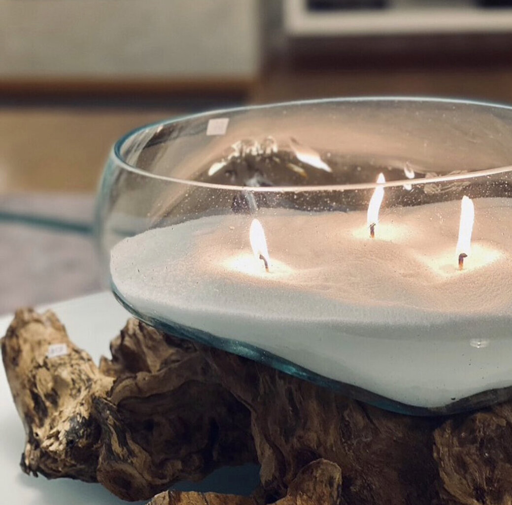 Komplekts no aromātiskām svecēm The Candledust Rhubarb Sparkle 650 g + 22 gab. daktis cena un informācija | Sveces un svečturi | 220.lv