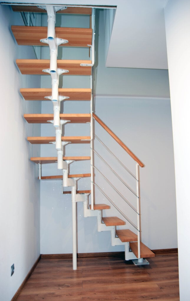 Moduļu kāpnes BOSTON DOLLE Baltā 1/4 pagrieziena.       Komplektā augstums: 247-325 cm цена и информация | Kāpnes | 220.lv