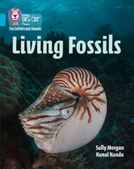Living Fossils: Band 07/Turquoise cena un informācija | Grāmatas pusaudžiem un jauniešiem | 220.lv