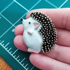 Брошь Tiny hedgehog цена и информация | Броши | 220.lv