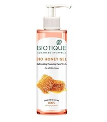 Atsvaidzinoša putojoša sejas mazgāšanas želeja Honey Gel, Biotique, 200 ml цена и информация | Средства для очищения лица | 220.lv