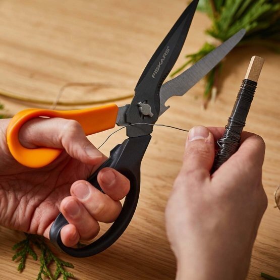 Fiskars dārza šķēres multi task 1063329 cena un informācija | Dārza instrumenti | 220.lv