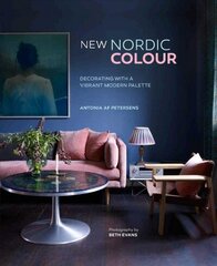 New Nordic Colour: Decorating with a Vibrant Modern Palette цена и информация | Самоучители | 220.lv