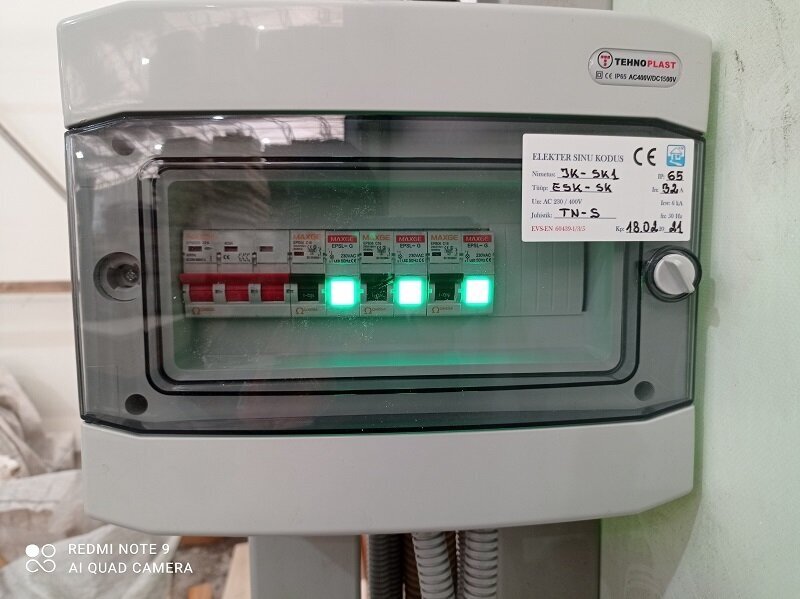 Siltuma radiators Veltron LDHR017-4002GA-1 4kW цена и информация | Sildītāji | 220.lv