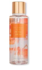 Ķermeņa aerosols Victoria's Secret Petal High Body, sievietēm, 250 ml cena un informācija | Parfimēta sieviešu kosmētika | 220.lv