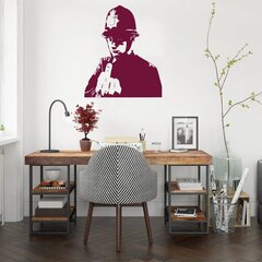 Vinila rozā sienas uzlīme ar Benksija policijas vidējo pirkstu interjera dekors — 120 x 101 cm cena un informācija | Dekoratīvās uzlīmes | 220.lv