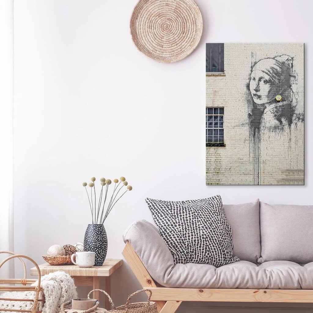 Sienas apdruka Audekls Banksy Girl ar pērļu auskaru Stilīgs interjera dekors - 60 x 40 cm цена и информация | Dekoratīvās uzlīmes | 220.lv
