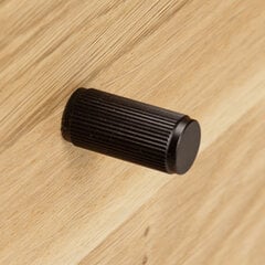 Дубовая тумба Cube No. 2, Natural Lacquer, черная кнопка ручки цена и информация | Прикроватные тумбочки | 220.lv
