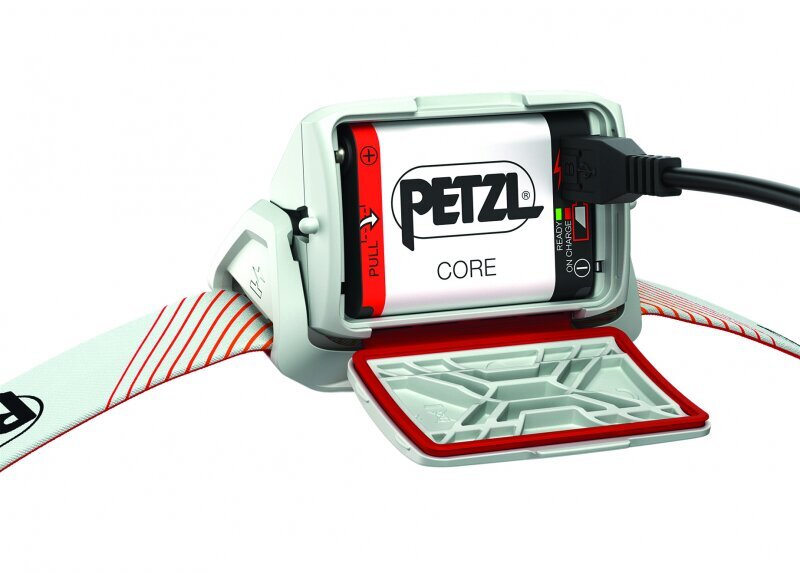 Prožektors Petzl Actik® Core, 600 lm cena un informācija | Lukturi un prožektori | 220.lv