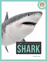 Spotlight on Nature: Shark цена и информация | Книги для подростков  | 220.lv