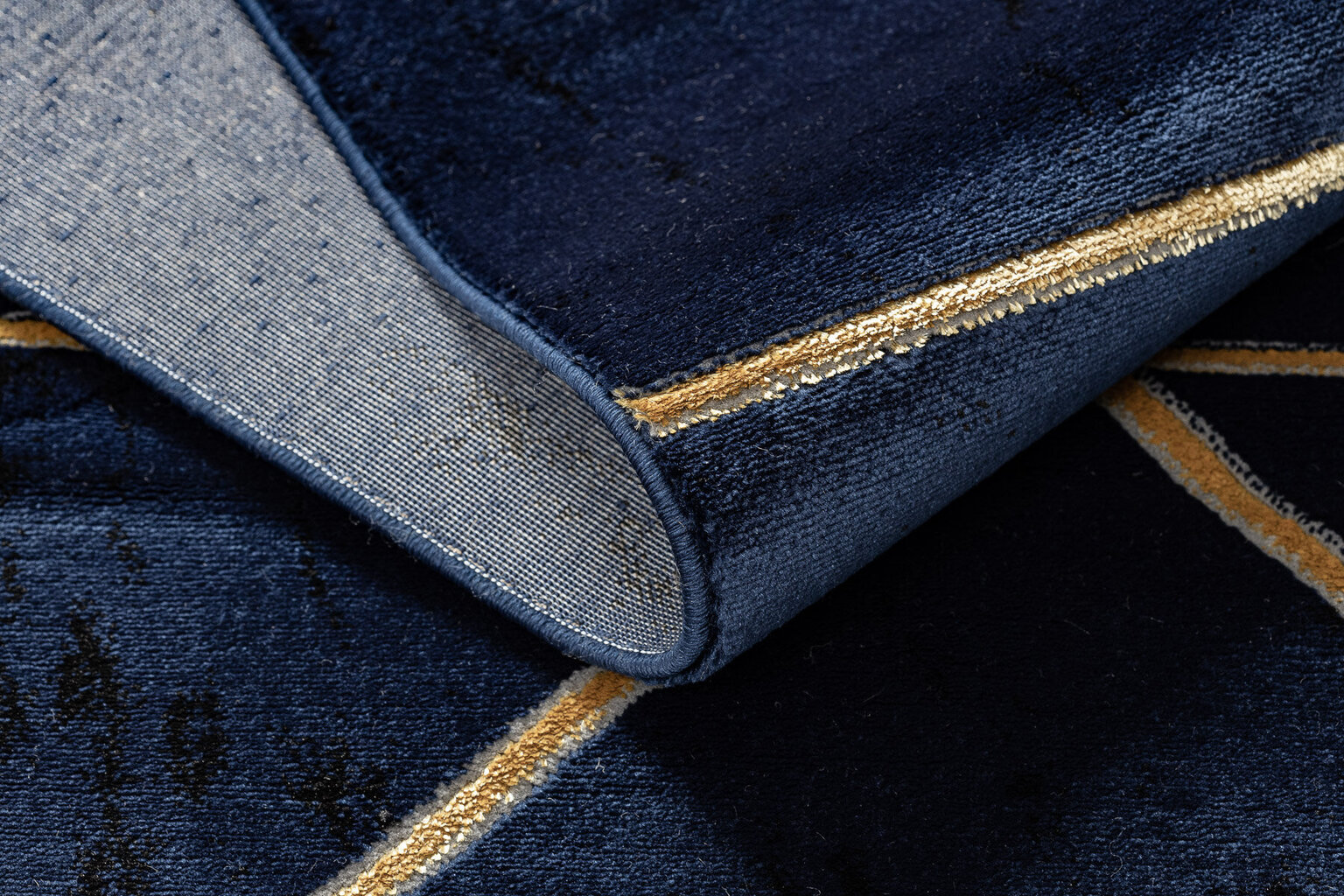Paklājs EMERALD ekskluzīvs 1012 glamour, stilīgs ģeometriskas tumši zils / zelts цена и информация | Paklāji | 220.lv