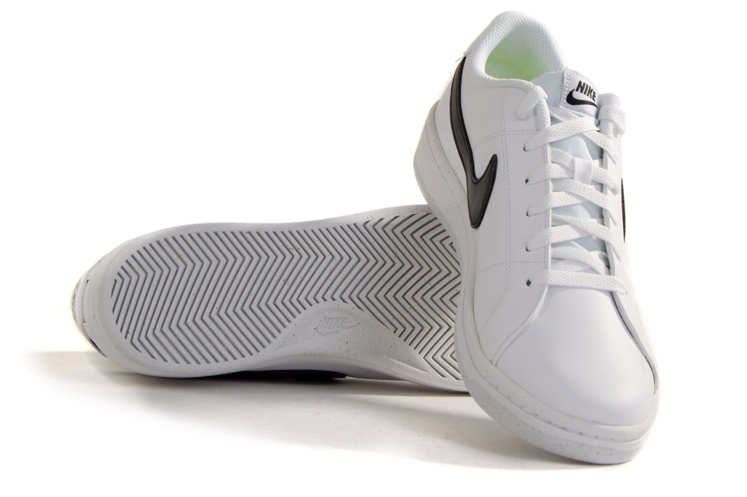 Nike vīriešu brīva laika apavi COURT ROYALE 2, balti cena un informācija | Sporta apavi vīriešiem | 220.lv