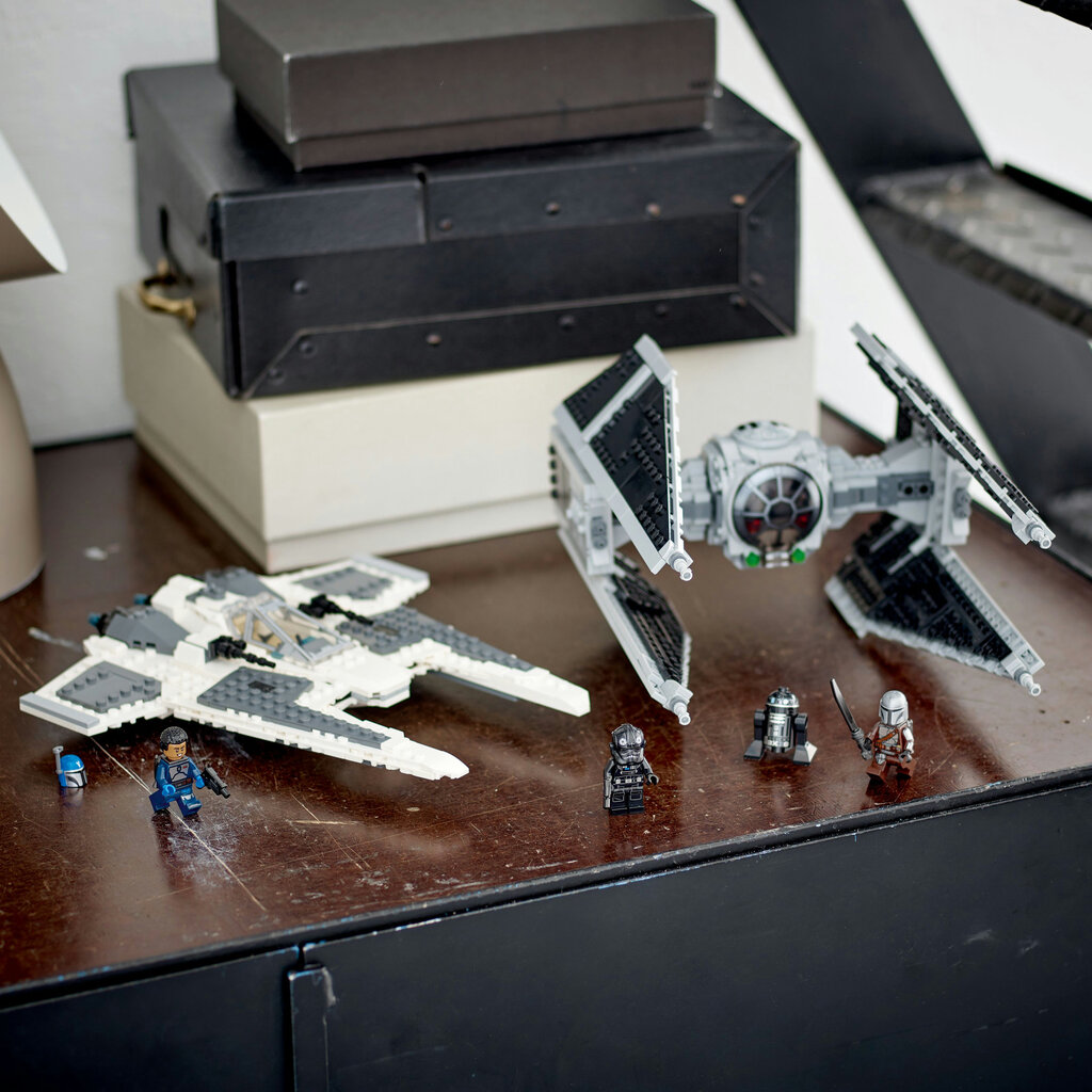 75348 LEGO® Star Wars Mandaloriešu Fang Fighter pret TIE Interceptor™ cena un informācija | Konstruktori | 220.lv