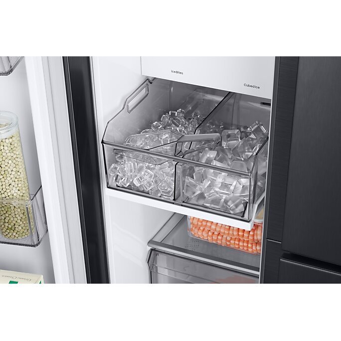 Refrigerator.SBS Samsung 178cm black цена и информация | Ledusskapji | 220.lv