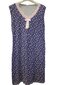 Naktskrekls no viskozes tumši zilā krāsā ar sīkiem ziediem cena un informācija | Naktskrekli, pidžamas | 220.lv