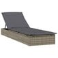 vidaXL sauļošanās gultas ar galdiņu, 2 gab., pelēka PE rotangpalma cena un informācija | Sauļošanās krēsli | 220.lv