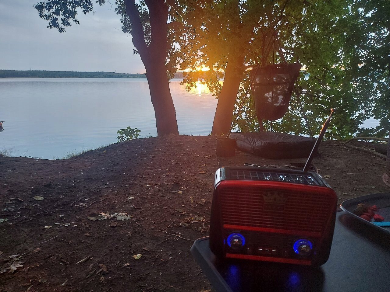 Радиоприемник Ретро MP3-радиоплеер Golon RX-BT455S на солнечной батарее  цена | 220.lv