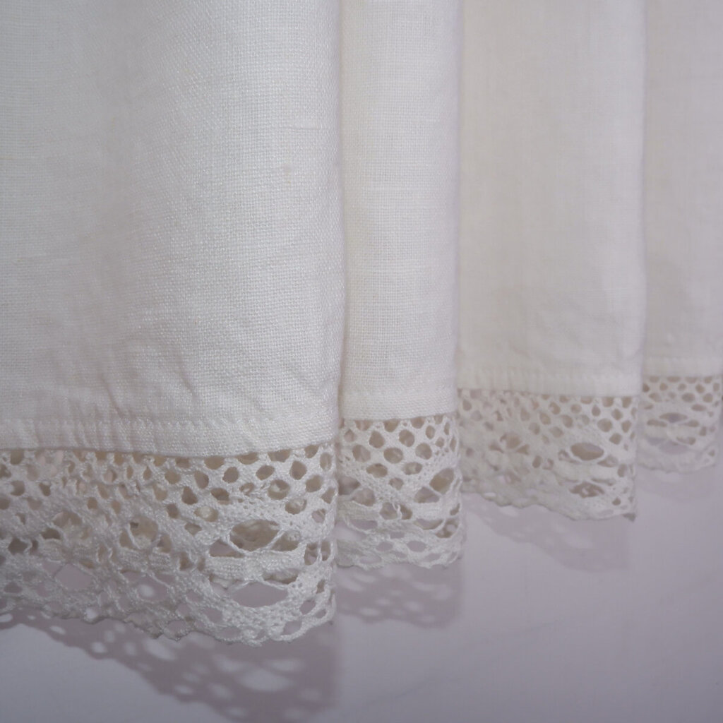 Dabīgs lina aizkars ar mežģīnēm Valance White, 140x50 cm. цена и информация | Aizkari | 220.lv