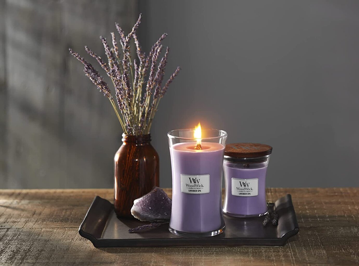 WoodWick aromātiska svece Lavender Spa, 609,5 g cena un informācija | Sveces un svečturi | 220.lv