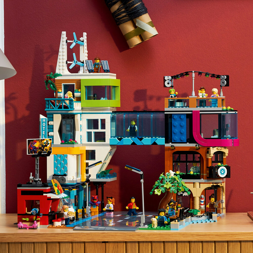60380 LEGO® City Pilsētas centrs cena un informācija | Konstruktori | 220.lv