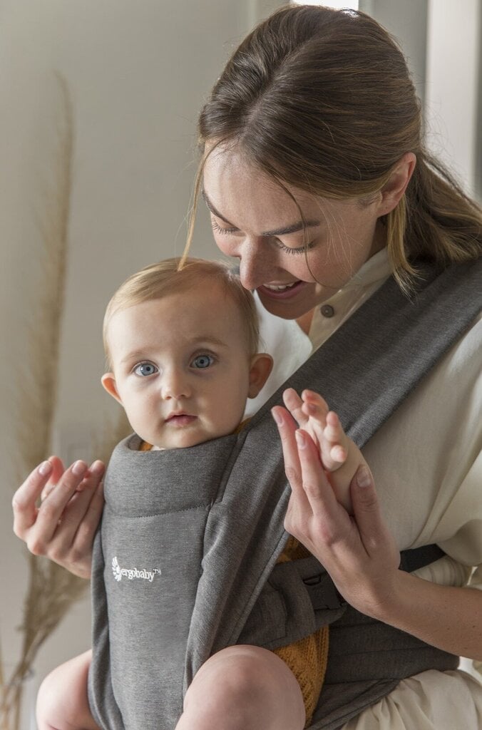 Ergobaby ķengursoma Embrace, heather grey cena un informācija | Slingi, ķengursomas | 220.lv