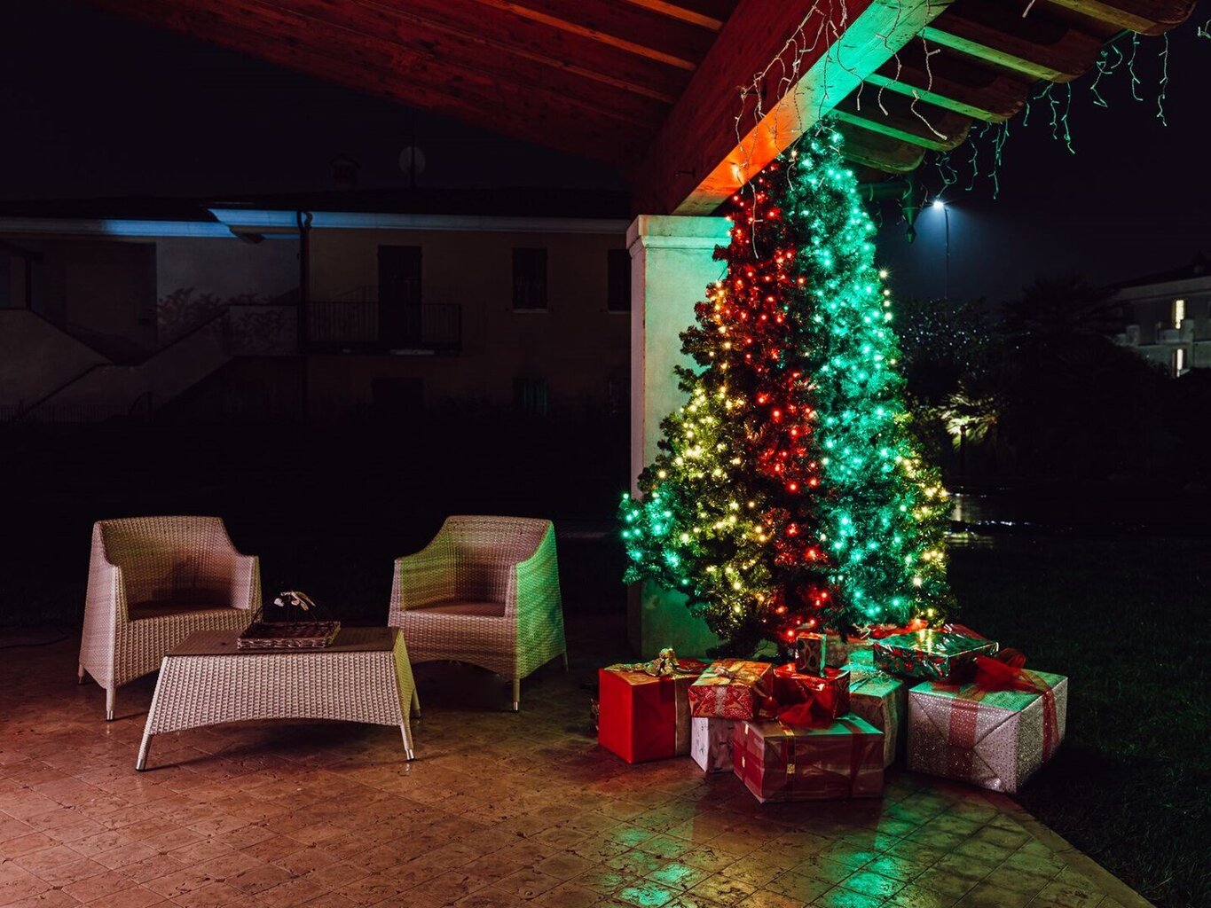 TWINKLY Strings 100 (TWS100STP-BEU) Smart Christmas tree lights 100 LED RGB 8 m цена и информация | Ziemassvētku lampiņas, LED virtenes | 220.lv