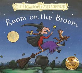 Room on the Broom: Hardback Gift Edition цена и информация | Книги для малышей | 220.lv