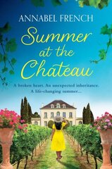 Summer at the Chateau cena un informācija | Fantāzija, fantastikas grāmatas | 220.lv